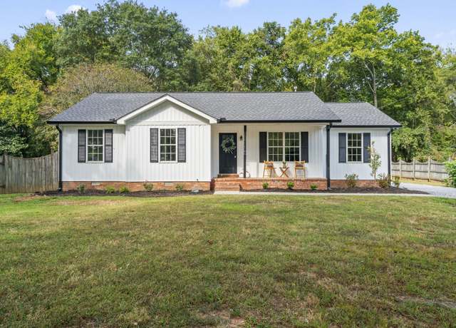 Property at 2416 Canterbury Chase, Murfreesboro, TN 37128, 3 beds, 2 baths