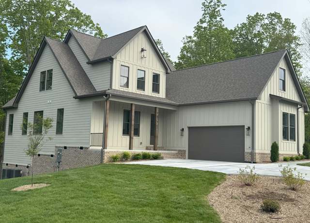 Property at 7217 Blackstone Dr, Signal Mountain, TN 37377, 4 beds, 3 baths