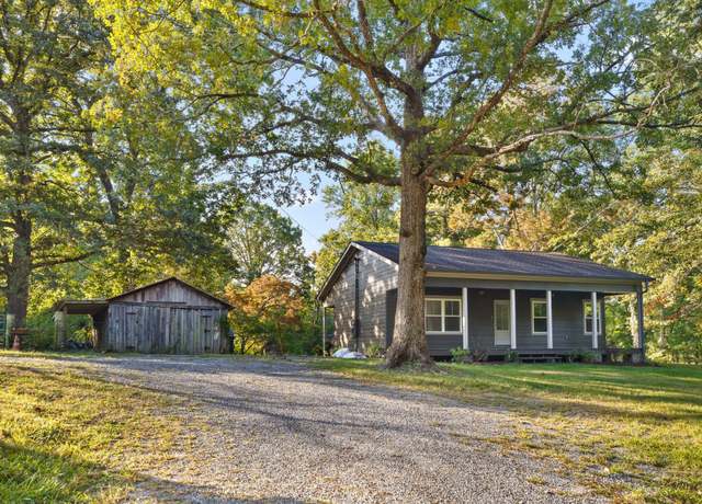 Property at 8418 Hixson Springs Rd, Signal Mountain, TN 37377, 2 beds, 1.5 baths