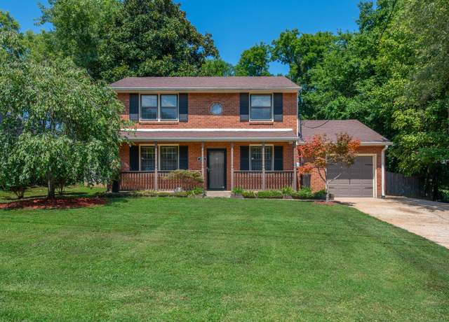 Property at 3246 Cloverwood Dr, Nashville, TN 37214, 4 beds, 1.5 baths