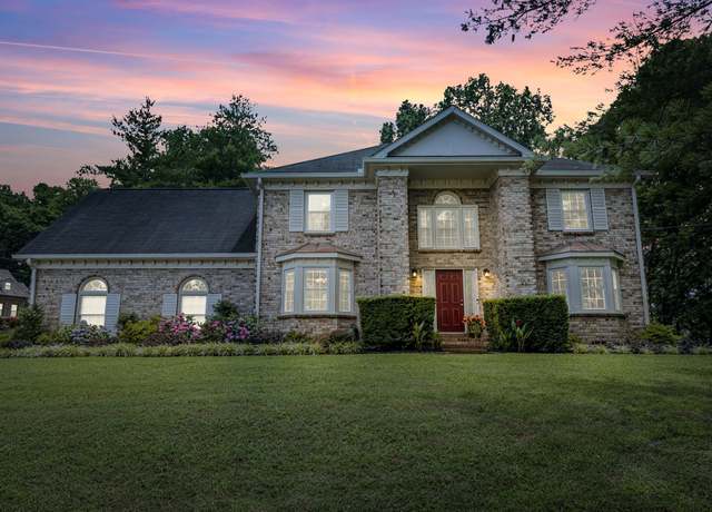 Property at 6865 River Ridge Dr, Nashville, TN 37221, 3 beds, 2.5 baths