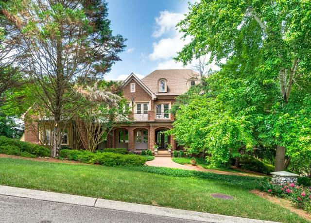 Property at 1 Wentworth Pl, Brentwood, TN 37027, 5 beds, 8 baths