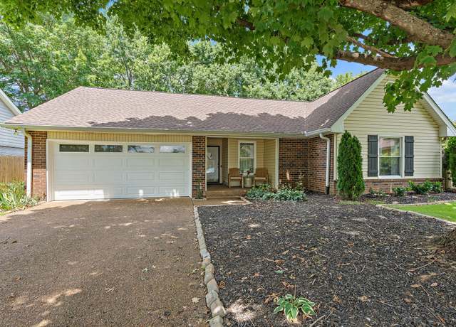Property at 222 Julia Ct, Franklin, TN 37064, 4 beds, 3 baths