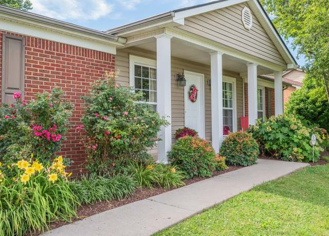 Property at 211 Westwind Dr, Springfield, TN 37172, 3 beds, 2 baths