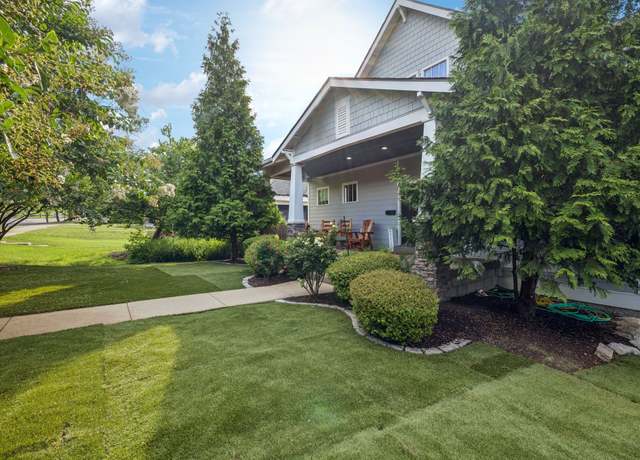 Property at 906 Acklen Ave, Nashville, TN 37203, 5 beds, 4.5 baths