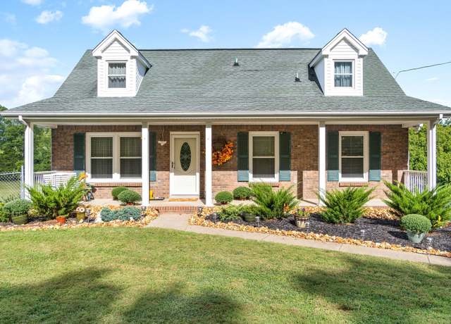 Property at 2319 Seven Mile Ferry Rd, Clarksville, TN 37040, 5 beds, 2 baths