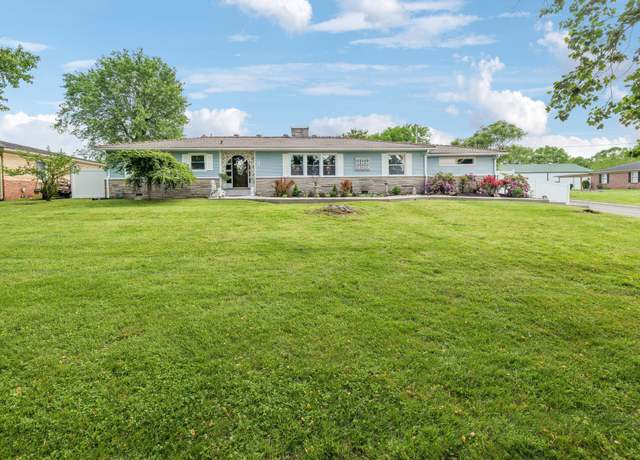Property at 604 College Ave E, Carthage, TN 37030, 3 beds, 2 baths