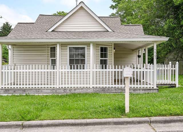 Property at 221 East St SE, Cleveland, TN 37311, 2 beds, 2 baths