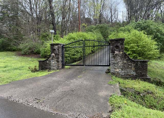 Property at 1036 Hickory Hollow Rd, Nashville, TN 37221, 2 beds, 2 baths