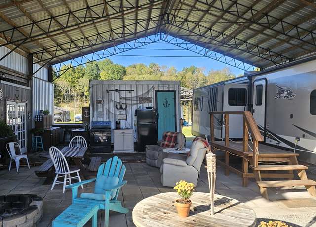 Property at 1008 Wc Pickett, Clifton, TN 38425
