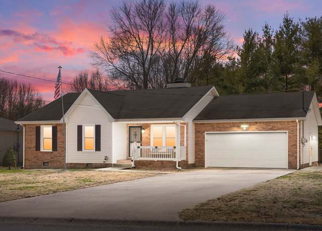 Property at 584 Cory Dr, Clarksville, TN 37040, 3 beds, 2 baths
