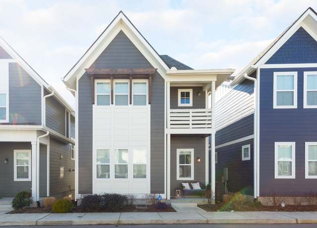 Property at 1026 Treaty Oaks Dr, Nashville, TN 37209, 3 beds, 3 baths