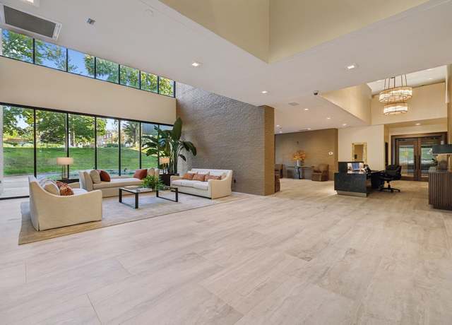 Property at 3901 West End Ave #305, Nashville, TN 37205, 2 beds, 2.5 baths
