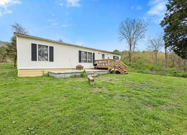 Property at 11061 Matthew Rd, Soddy Daisy, TN 37379, 3 beds, 2 baths