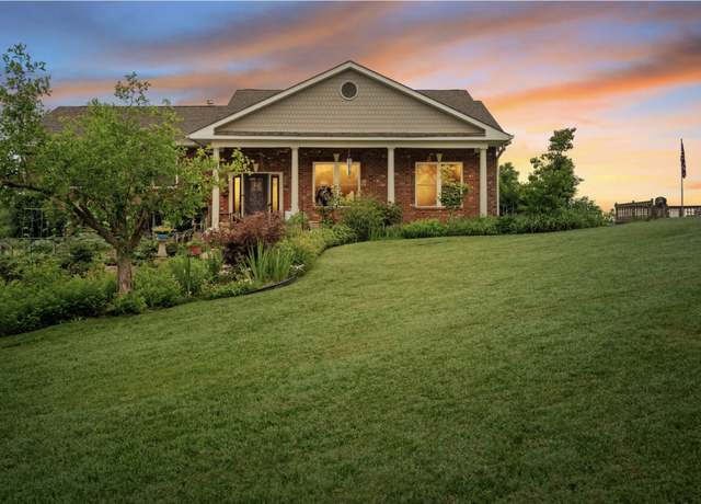 Property at 6668 S Upton Ct, Nashville, TN 37209, 4 beds, 3 baths