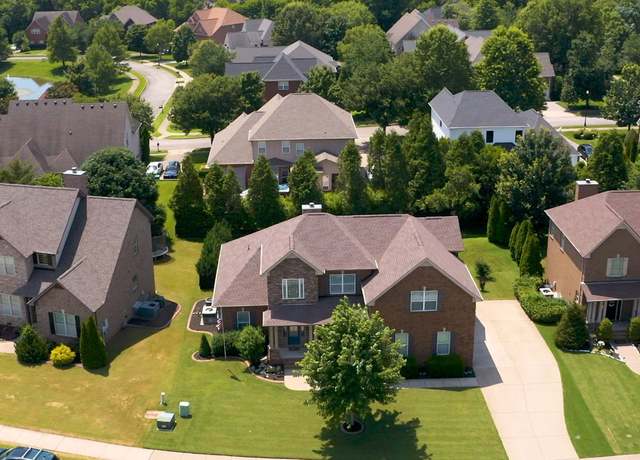 Property at 1007 Via Francesco Way, Spring Hill, TN 37174, 4 beds, 3 baths