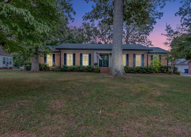 Property at 220 Mortons Lake Rd, Manchester, TN 37355, 3 beds, 2 baths