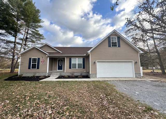 Property at 311 S Roosevelt St, Tullahoma, TN 37388, 3 beds, 2 baths