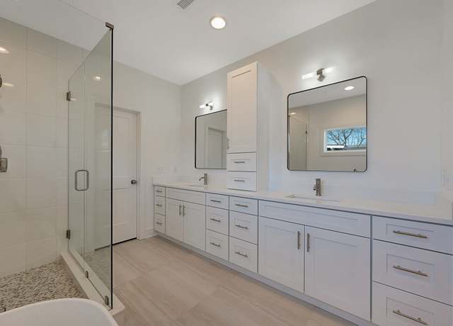 Property at 1007B Spain Ave, Nashville, TN 37216, 4 beds, 3 baths