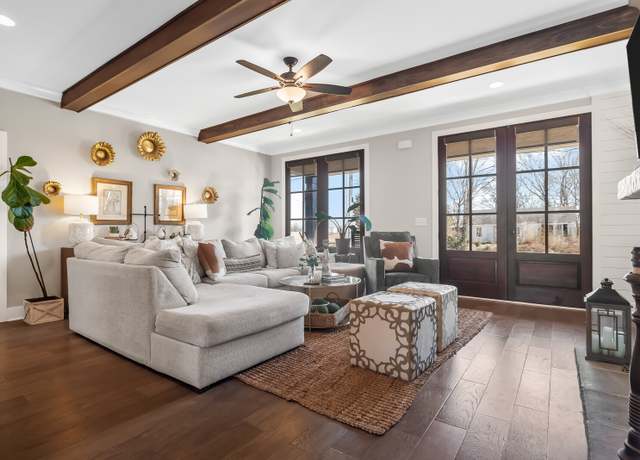 Property at 3356 Calista Rd, White House, TN 37188, 4 beds, 2.5 baths