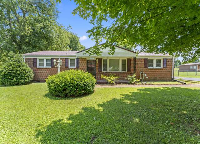 Property at 2001 Westwood Dr, Columbia, TN 38401, 2 beds, 1 bath