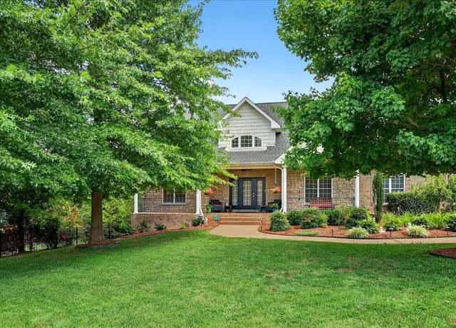 Property at 1003 Thistle Ct, Hendersonville, TN 37075, 4 beds, 2.5 baths