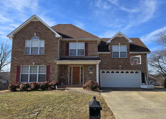 Property at 3468 Hickory Glen Dr, Clarksville, TN 37040, 4 beds, 2.5 baths