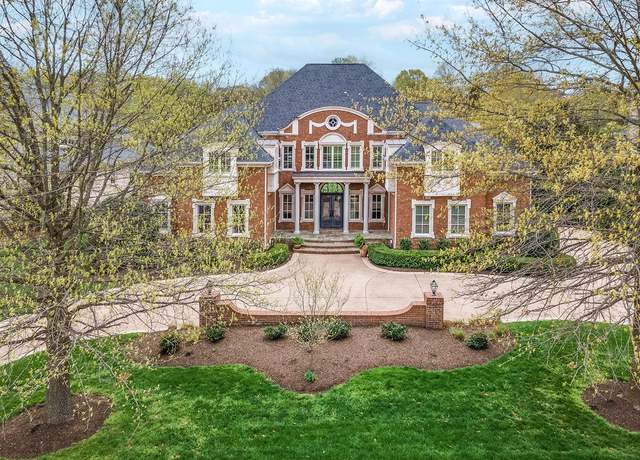 Property at 9 Oxmoor Ct, Brentwood, TN 37027, 5 beds, 6 baths