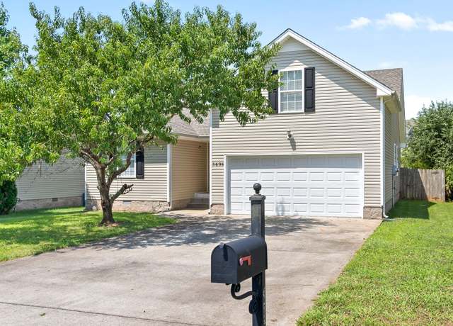 Property at 3696 Cindy Jo Dr S, Clarksville, TN 37040, 3 beds, 2 baths