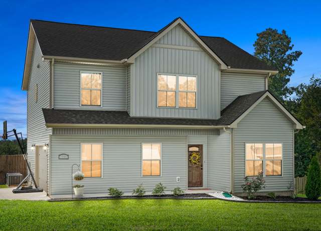 Property at 1793 Rains Rd, Clarksville, TN 37042, 3 beds, 2.5 baths