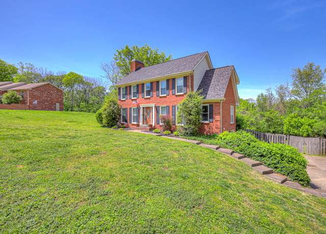 Property at 5307 E Bend Dr, Old Hickory, TN 37138, 3 beds, 2.5 baths