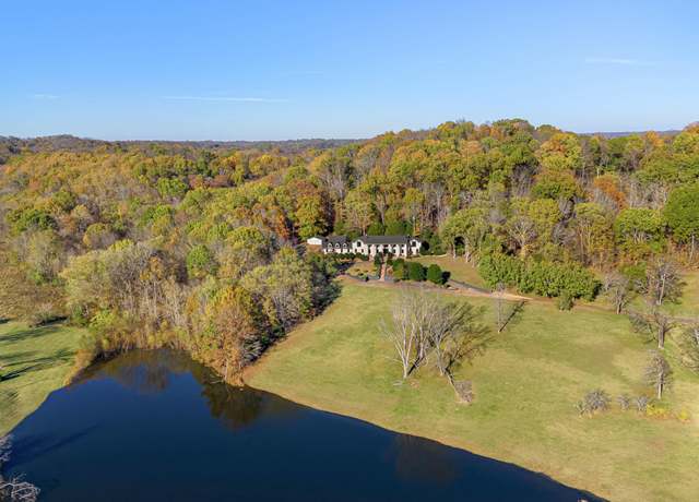 Property at 112 Lakeside Dr, Goodlettsville, TN 37072, 6 beds, 6 baths