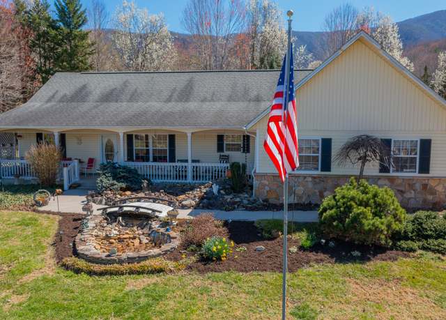 Property at 3403 Sugar Camp Cir, Sevierville, TN 37862, 3 beds, 2 baths