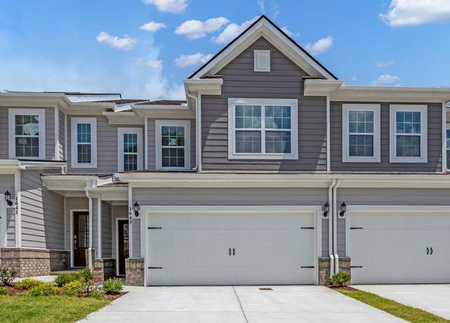 Property at 1643 Manuka Ln, Columbia, TN 38401, 3 beds, 2.5 baths
