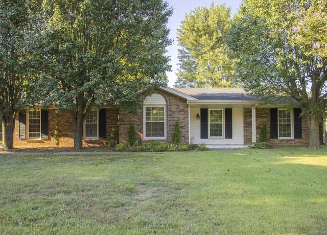 Property at 113 Woodyside Dr, Hendersonville, TN 37075, 3 beds, 2 baths