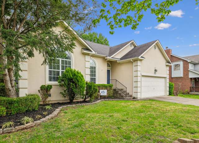 Property at 905 Split Oak Dr, Antioch, TN 37013, 3 beds, 2 baths