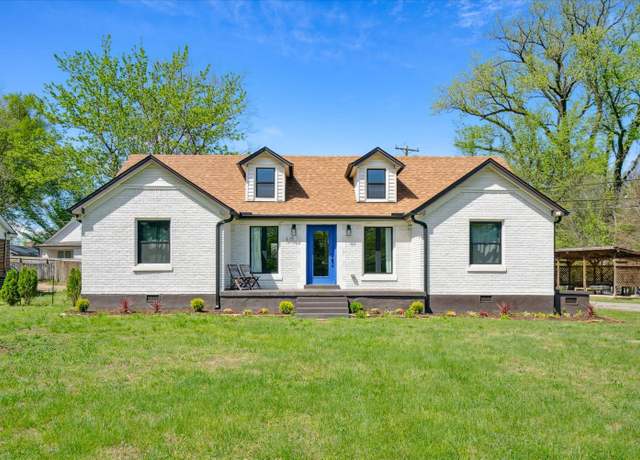Property at 615 E Parkway S, Memphis, TN 38104, 4 beds, 2 baths
