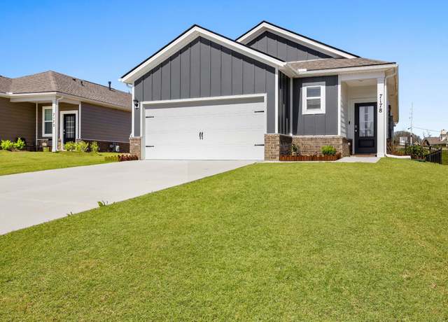 Property at 7178 Lang Ave, White House, TN 37188, 3 beds, 2 baths