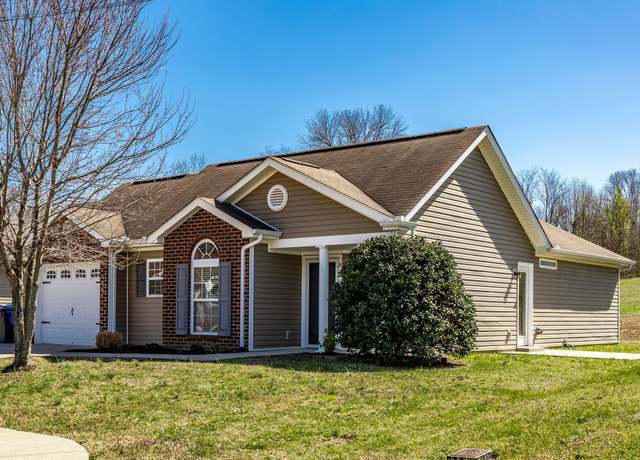 Property at 120 Granda Flora Dr, White House, TN 37188, 3 beds, 2 baths