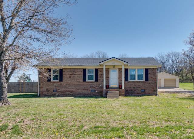 Property at 1205 Shackleford Dr, Mount Pleasant, TN 38474, 3 beds, 1 bath