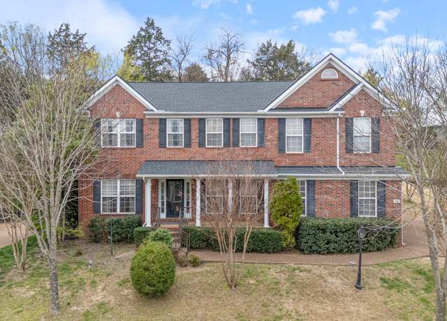 Property at 6561 Banbury Xing, Brentwood, TN 37027, 4 beds, 2.5 baths
