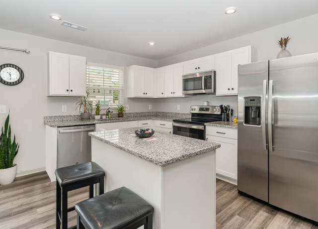 Property at 2935 Winterberry Dr #38, Nashville, TN 37207, 3 beds, 2.5 baths