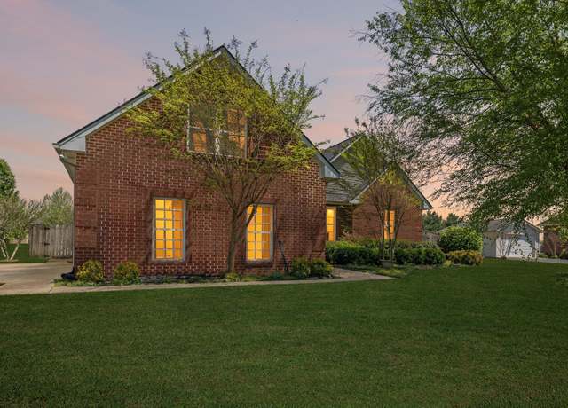 Property at 1000 Roland Ct, Cottontown, TN 37048, 3 beds, 2 baths