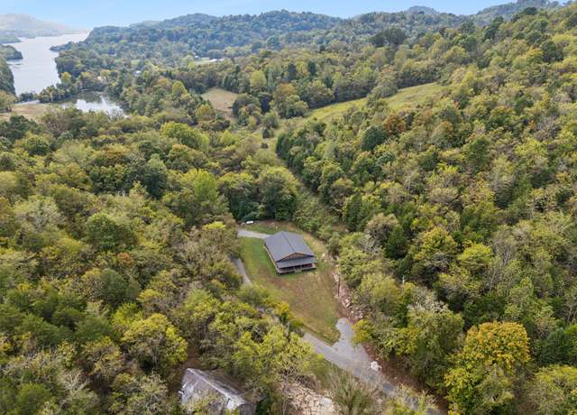 Property at 229 Funn Branch Rd, Gainesboro, TN 38562, 2 beds, 2 baths