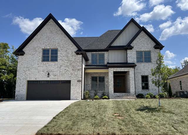Property at 2605 Colleen Dr, Murfreesboro, TN 37128, 5 beds, 4 baths