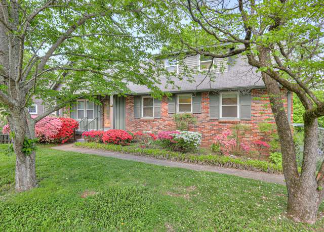 Property at 717 Albany Dr, Hermitage, TN 37076, 5 beds, 2.5 baths