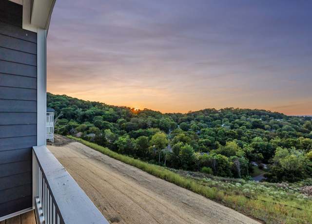 Property at 1580 Boxwood Dr, Nashville, TN 37211, 4 beds, 3.5 baths