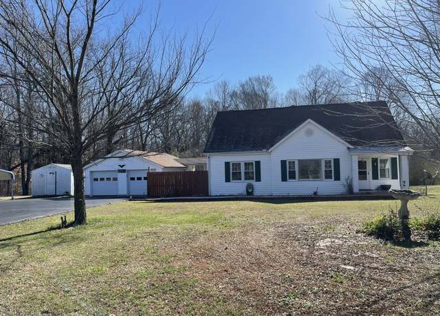 Property at 3760 Highway 70, Cedar Grove, TN 38321, 3 beds, 2 baths