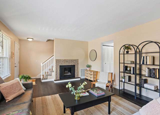 Property at 4000 Anderson Rd #44, Nashville, TN 37217, 3 beds, 1.5 baths