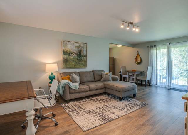 Property at 613 Hillsboro Rd Unit D27, Franklin, TN 37064, 2 beds, 1 bath